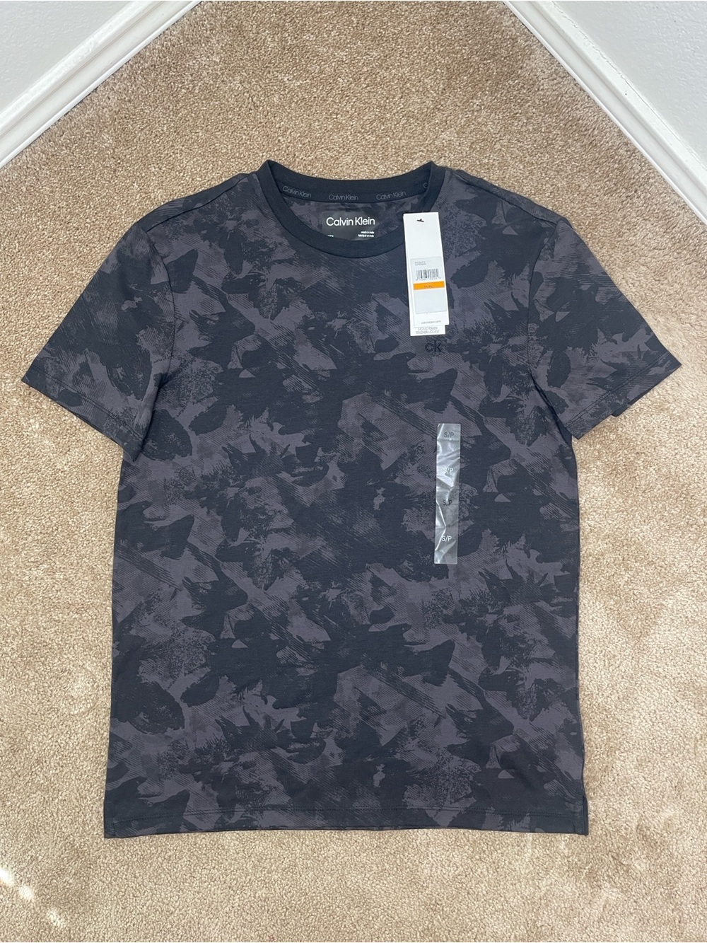 Calvin Klein Tee